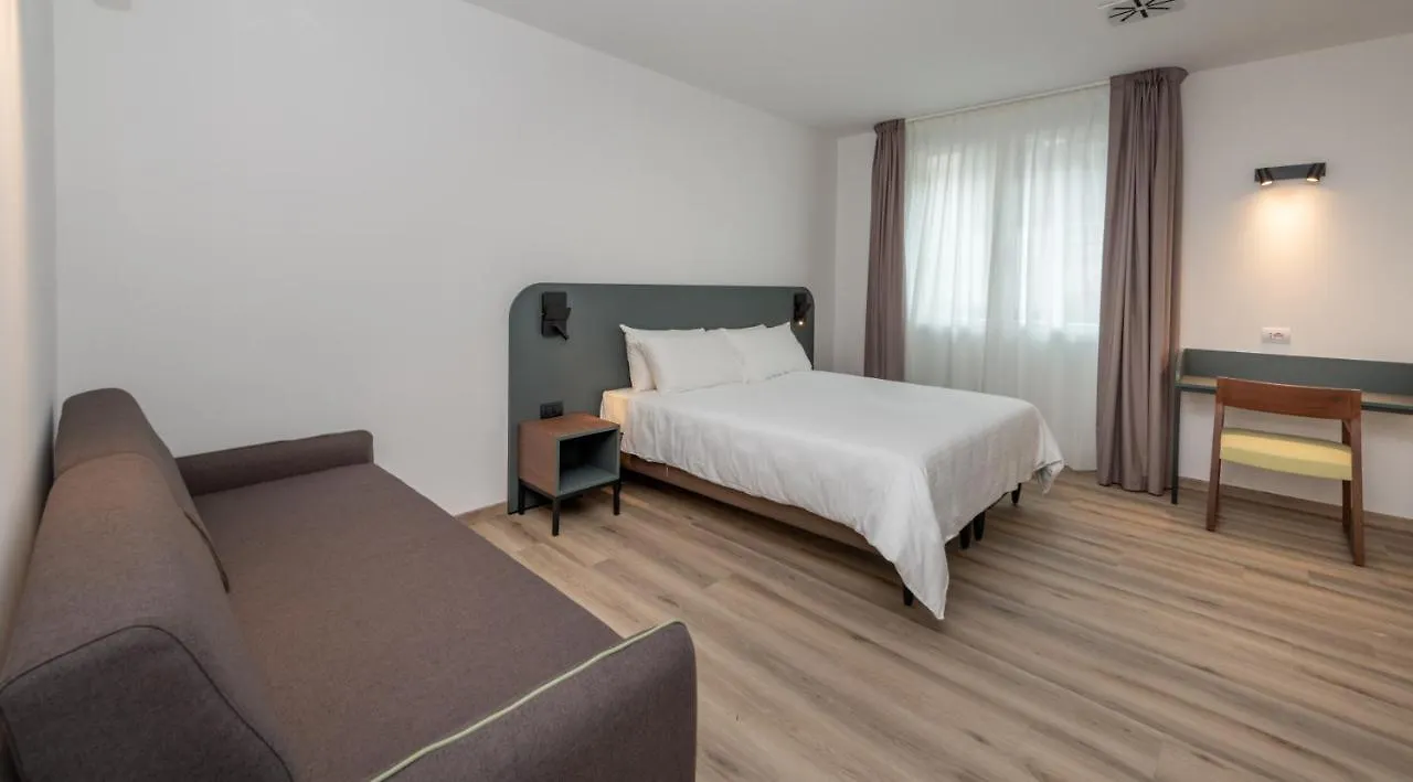 Hotel Canton Dell'Orto Padwa 2*,
